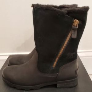 Sorel Women's Emelie Foldover Boots Size 6 New